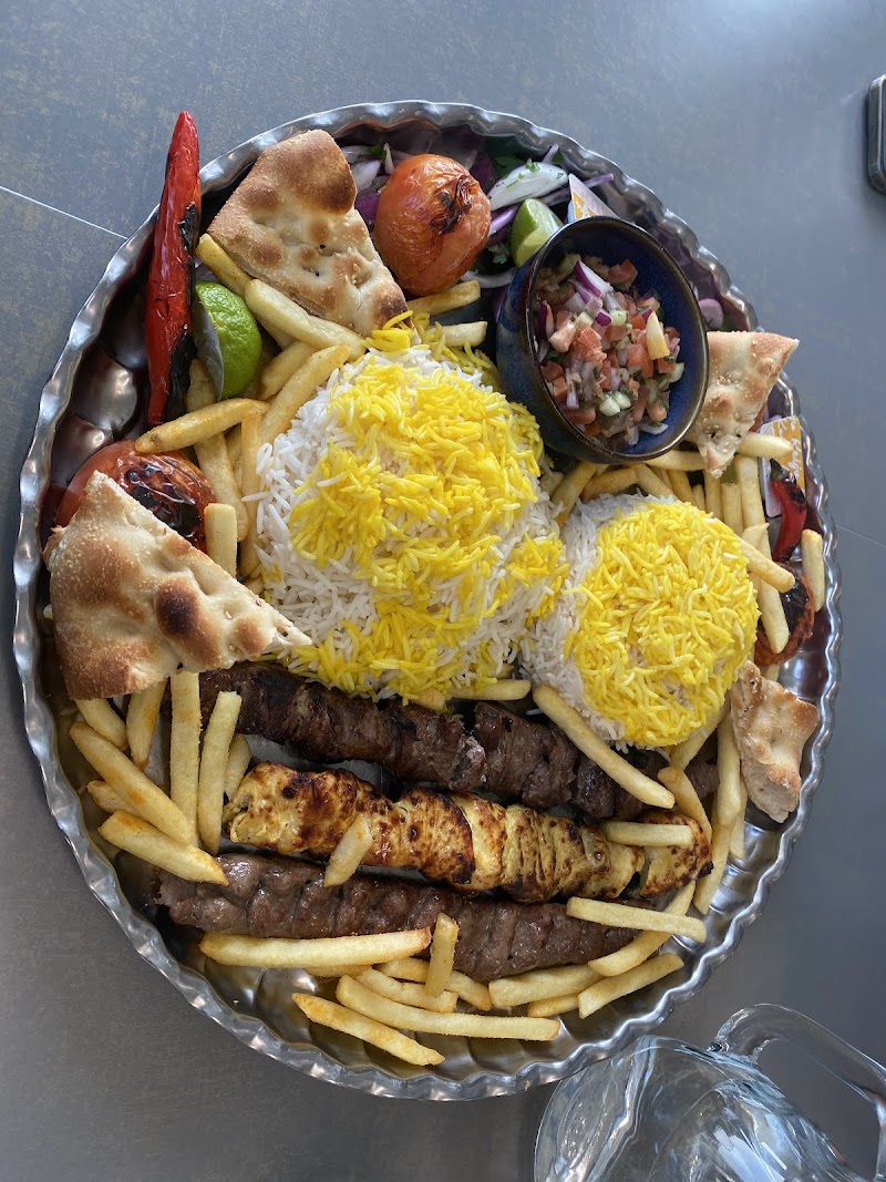 Almas Restaurant photo 3