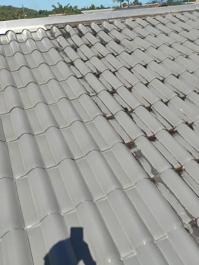 Foto de Vertical Prime – Limpeza e Manutenção