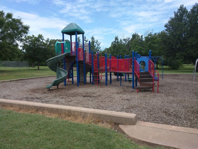 Expressway Village Park photo 1