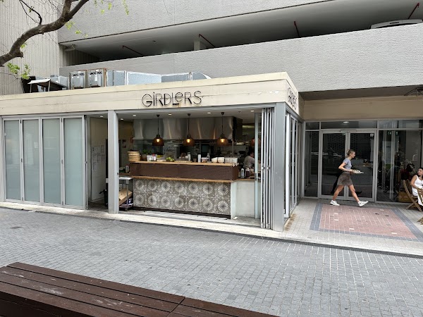Girdlers Café - Manly 1