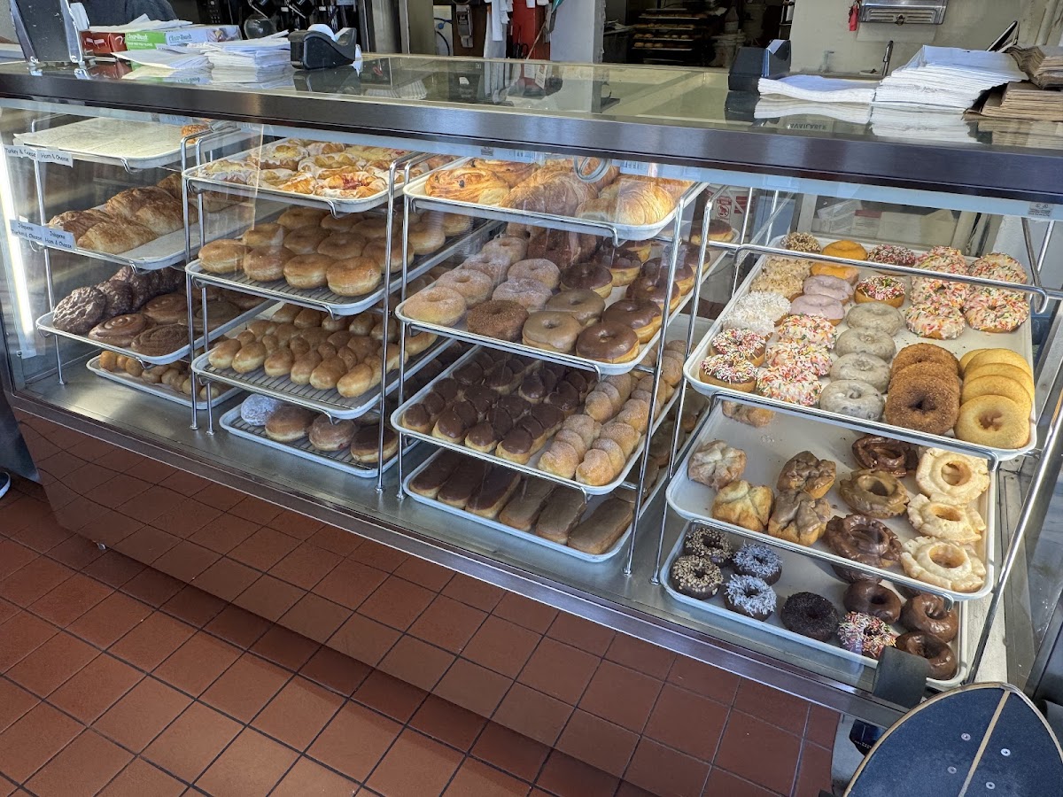 Broadway Donuts: Google Places image 3