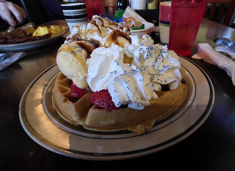 Gina's Teardrop Cafe photo 4