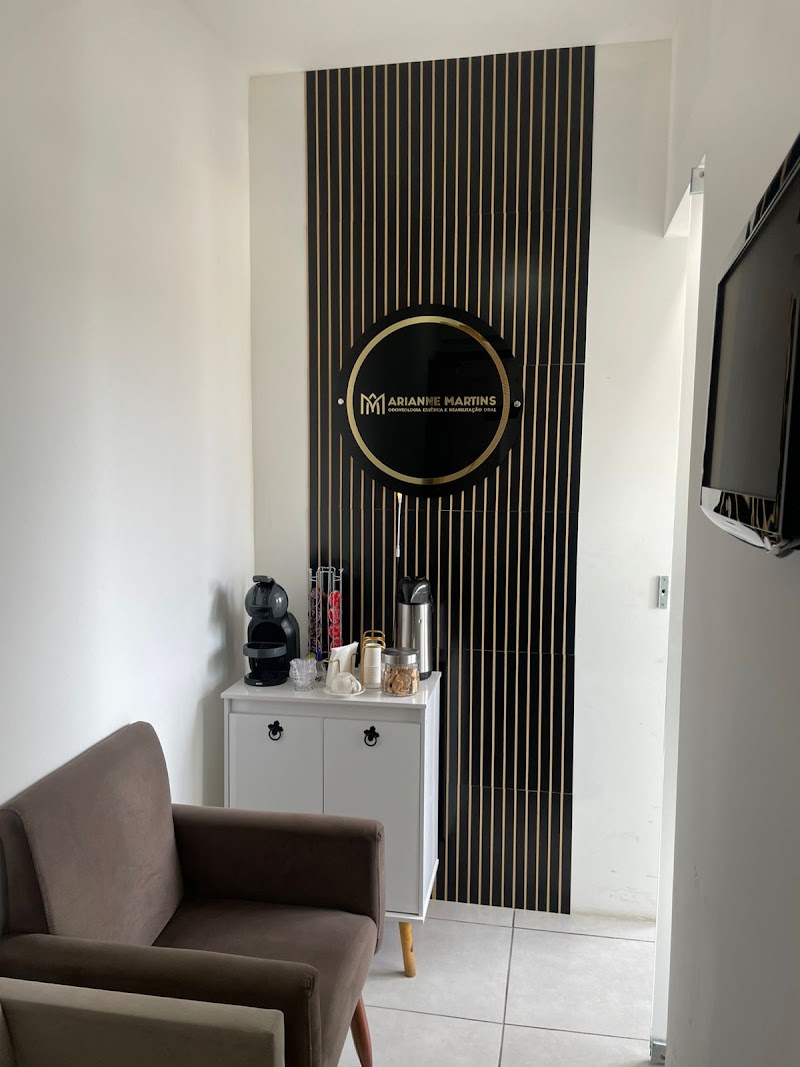 Dra Arianne Martins - foto 2