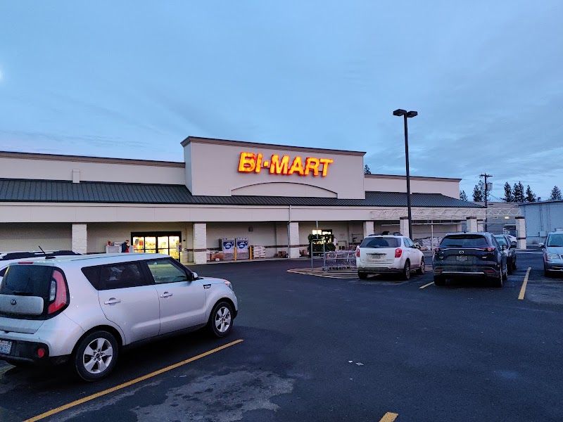 Bi-Mart #674 photo