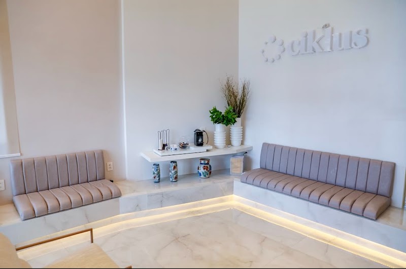 Veiga Odontologia Especializada / Ciklus - foto 3