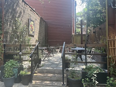Medusa Bar Bk photo 5
