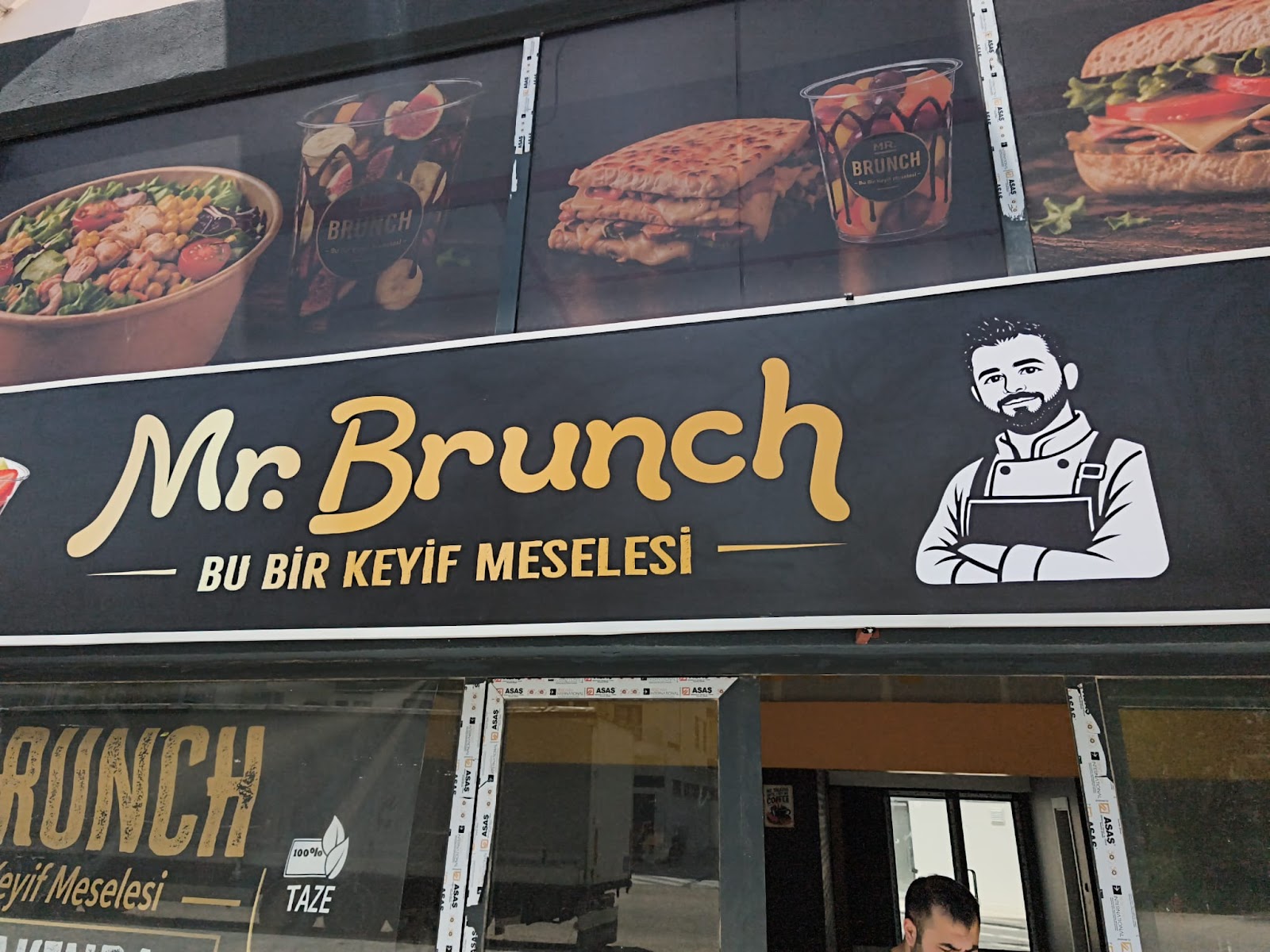 Mr. Brunch mekanı