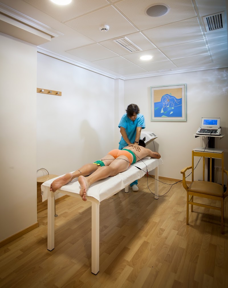 CLINICA CASIANO S.L. photo 3