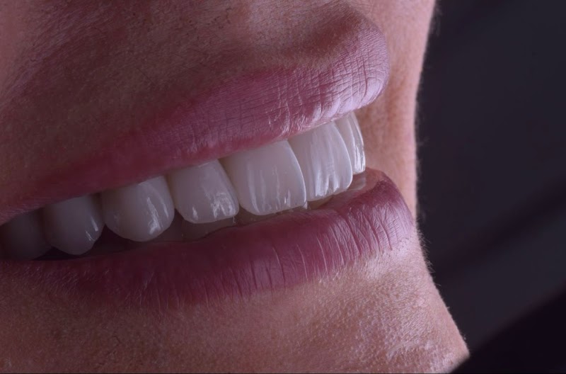 Dentista Dra Alinne Carvalho - foto 3