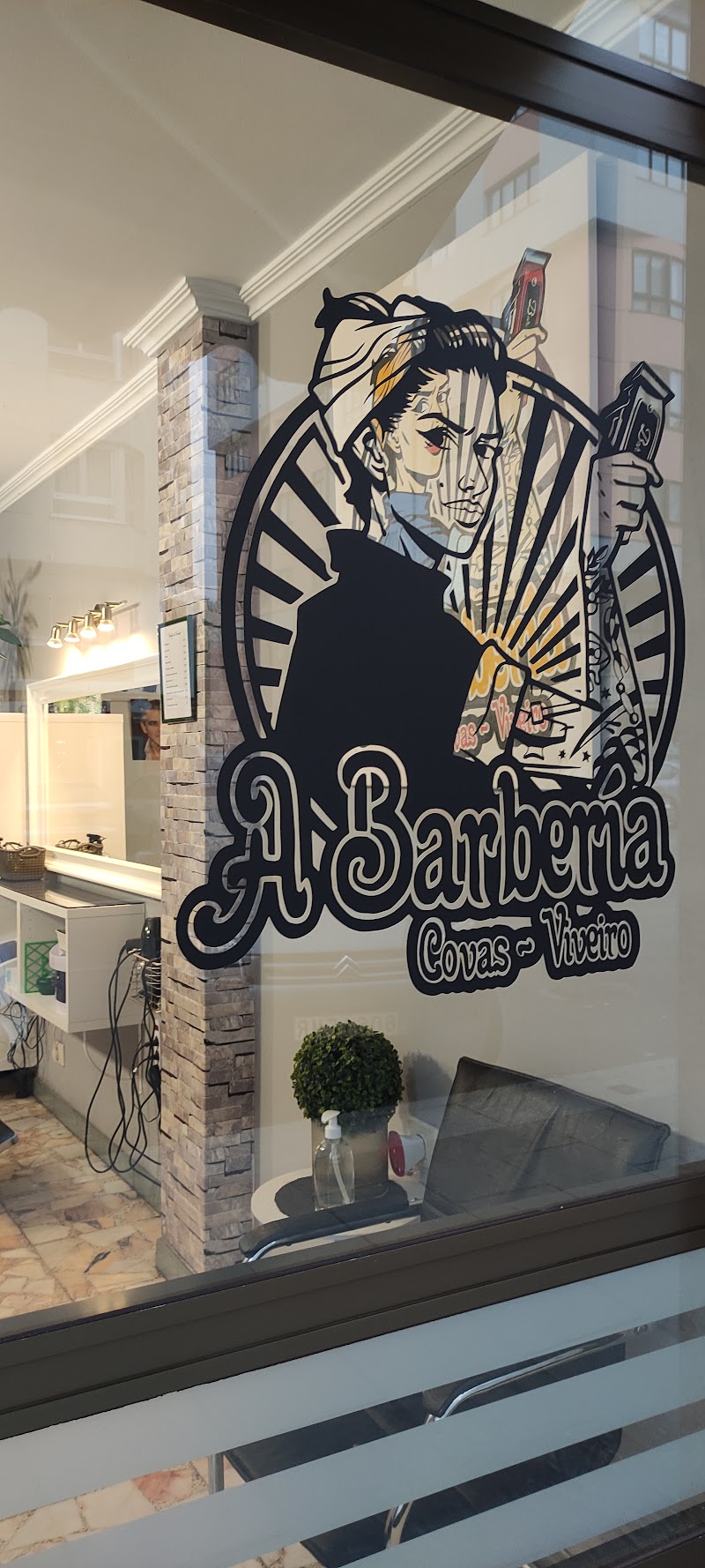 A Barberia photo 4