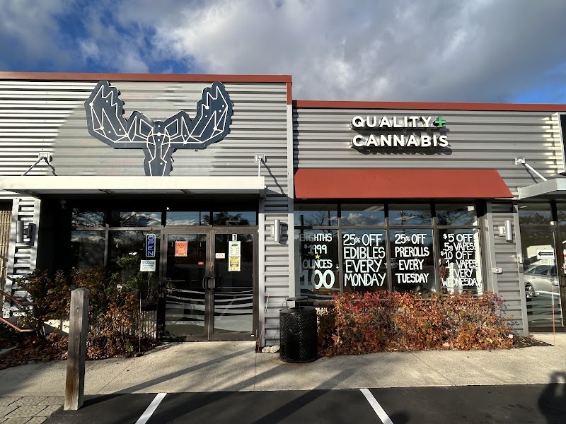Video tour of HighNorth Mystique of Maine South Portland Dispensary retail environment