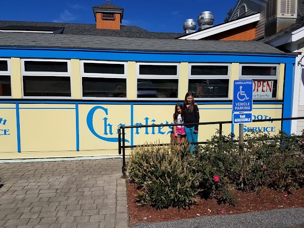Charlie’s Diner