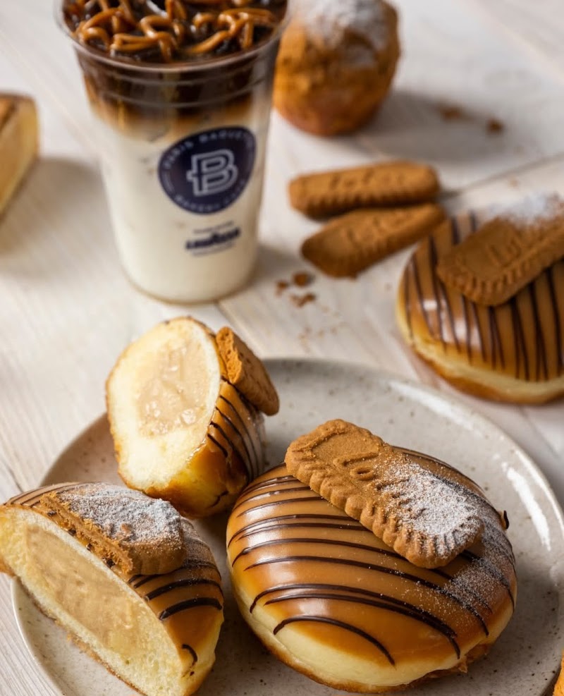 Paris Baguette photo 2