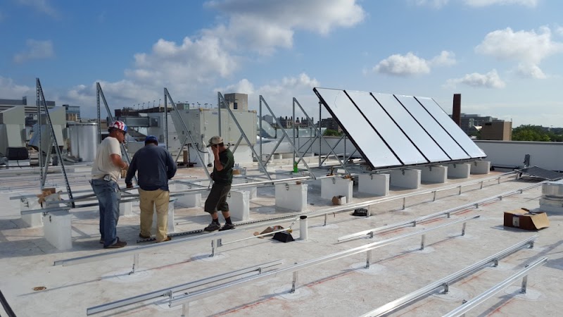 SLR Solar Panel Installer - Solar in Skokie