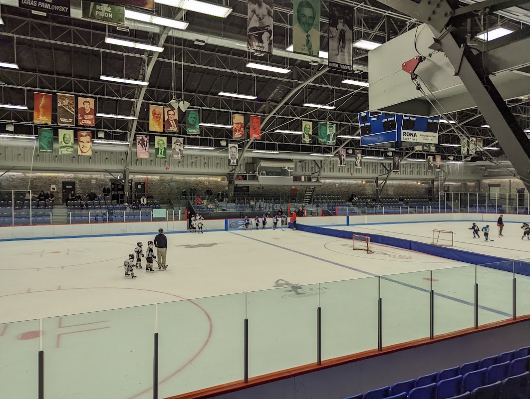 Arena de Lachine exterior — Montreal, Canada