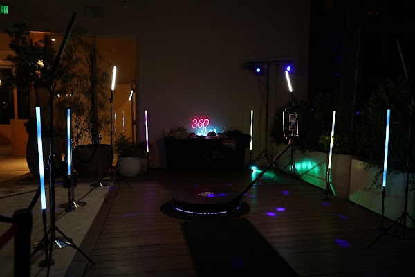 Photo Booths Miami Good Looks Rental portfolio