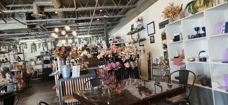 Farmhouse On Main (The Artisan Farmhouse) photo 2