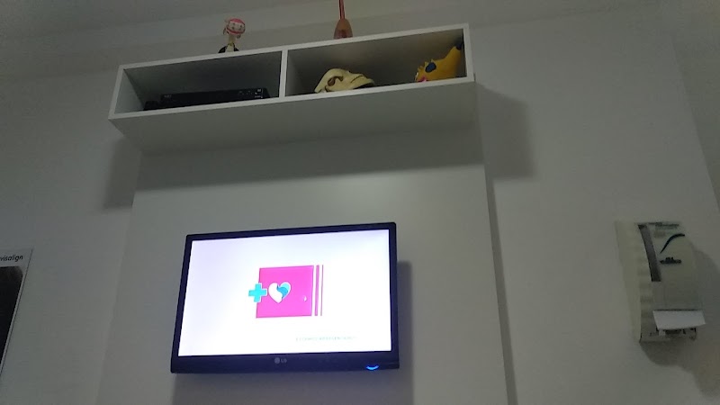 Dra. Silvia Helena Dianim - foto 2