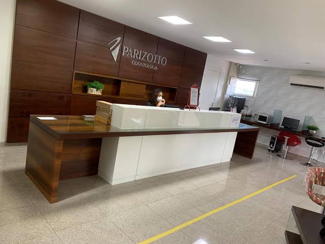 Dr. Bruno Perez - Periodontista e Implantodontista - foto 2