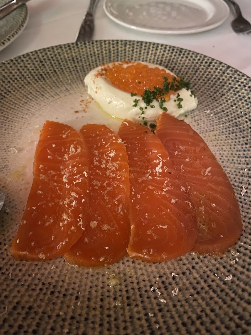 French Saloon photo 9