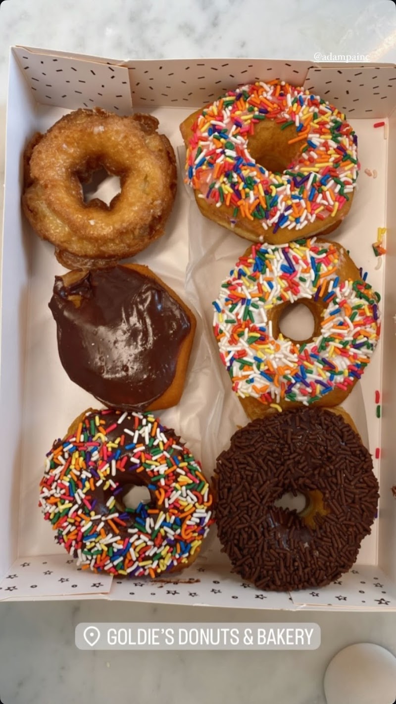 Goldie’s Donuts & Bakery photo 4