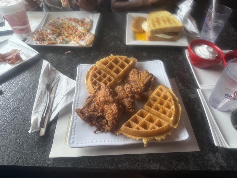 Dom's Diner photo 3