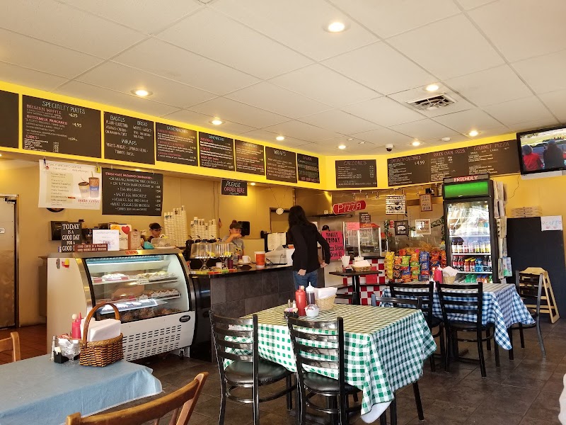 Messy's Cafe photo 1