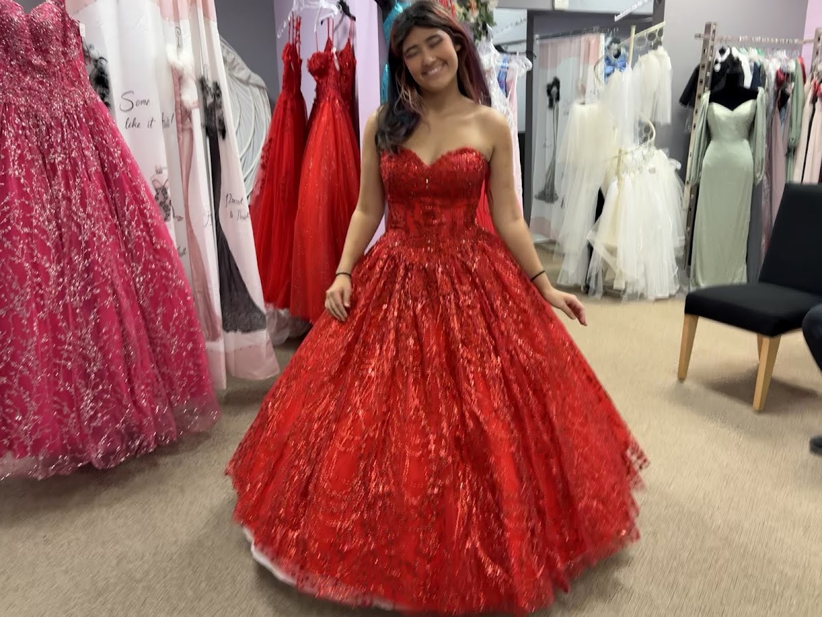 The Dress Shop photo 4