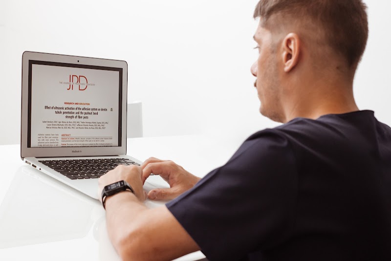 Ricardo Abreu - Endodontia Microscópica - foto 5