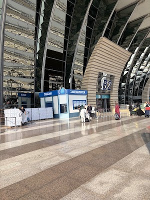 ايجار السيارات