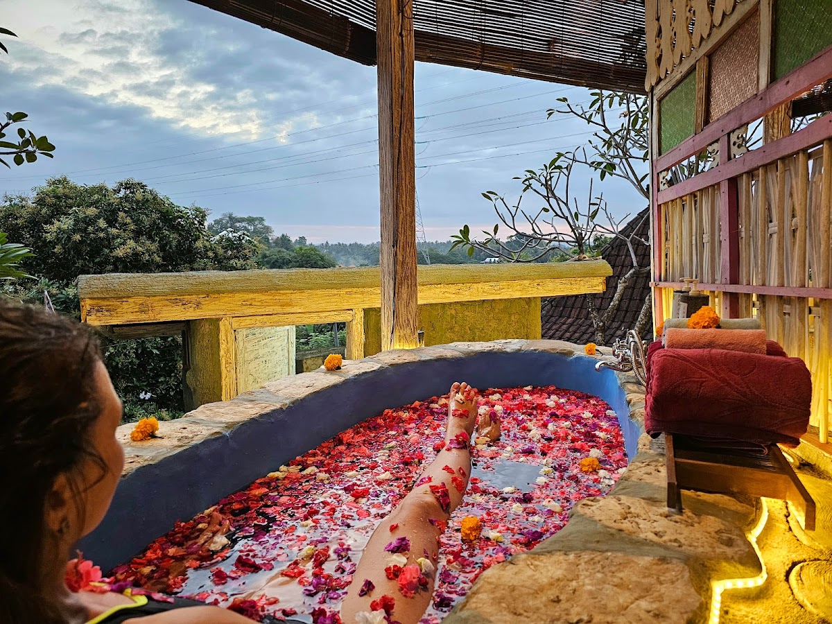 Santhika Yoga and SPA