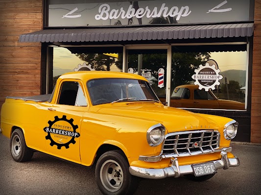 Industry Barbershop photo 3