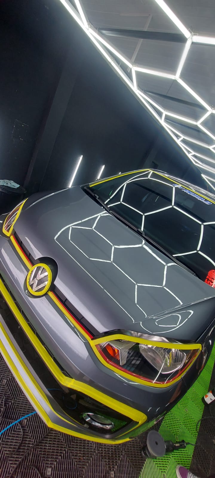 Foto de Car polish Curitiba estética automotiva aplicação de PPF e insulfilm
