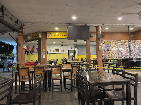 Nasi Lemak Wak Kentut