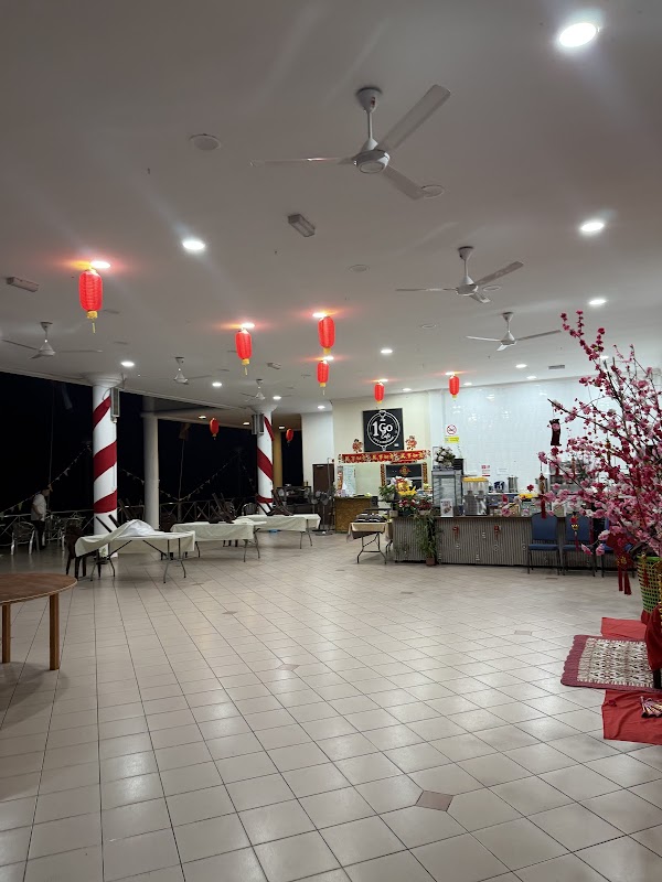 1 Go Cafe & Restaurant - Photo 1