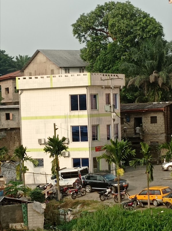 Poitiers Polyclinic - Photo 2