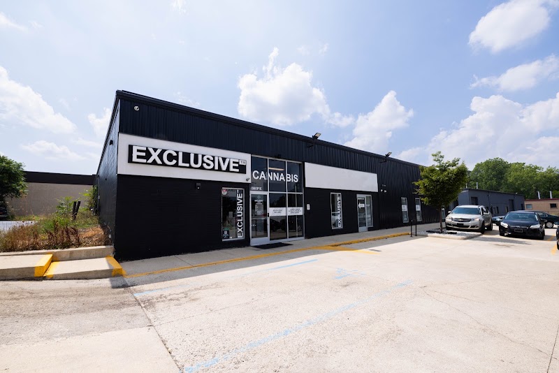 Video tour of Exclusive Grand Rapids Recreational Cannabis & Marijuana Dispensary retail environment