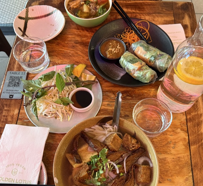 Golden Lotus Vegan Newtown photo 7