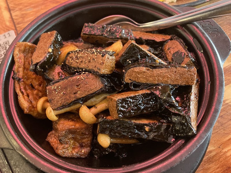 Golden Lotus Vegan Newtown photo 10