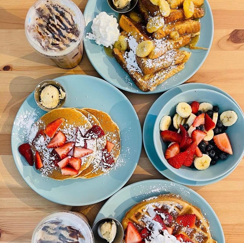 Knead To Eat Bakery and Cafe photo 4