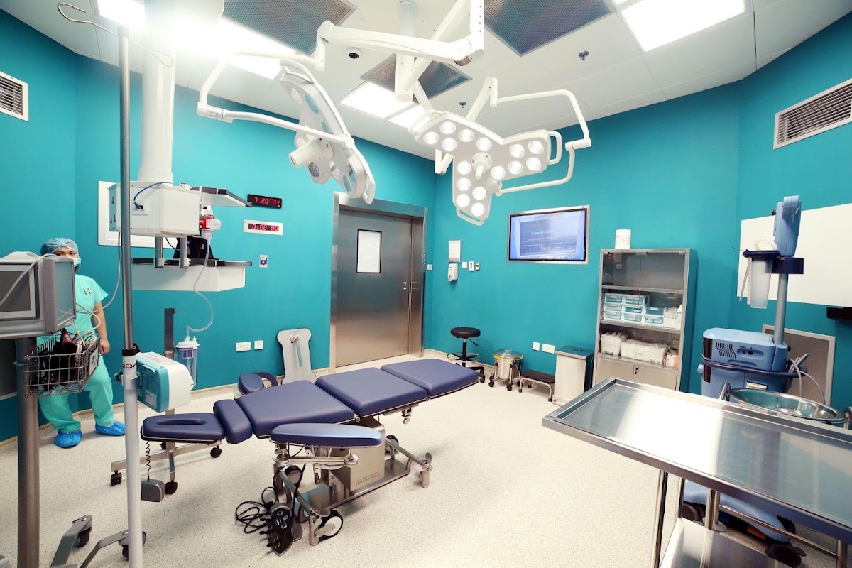 Hasan Surgery - Liposuction | Gynecomastia | VASER Liposuction Dubai | Tummy Tuck | BBL | Body Lift 2