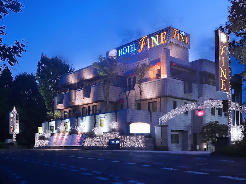 Hotel Fine