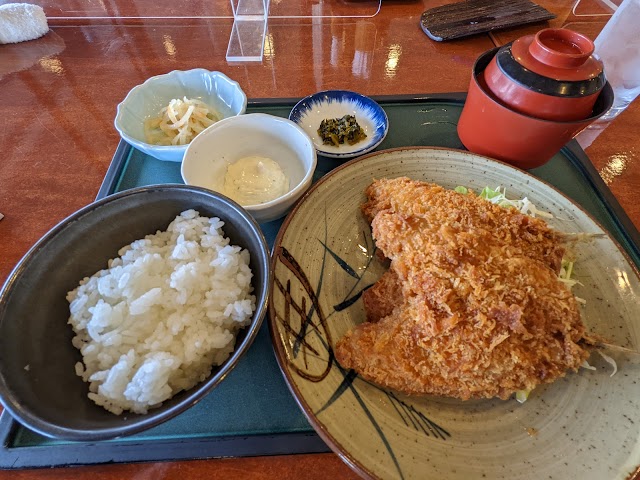 Yaezakura Country Club - Photo 5