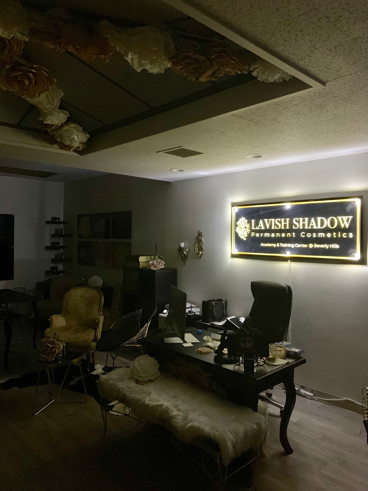 Lavishshadow-eyebrows: Google Places image 5