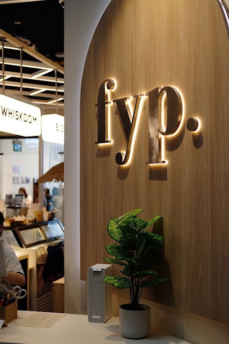 FYP (For You People) Cafe - Orchard Central fotoğraf 1