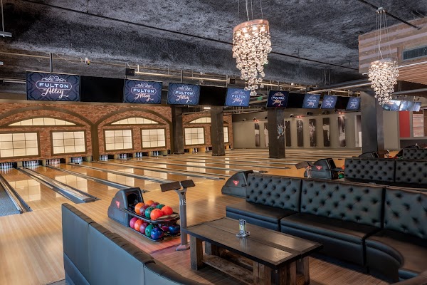 Fulton Alley 1