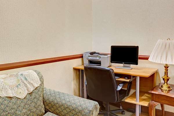 Photo by Days Inn & Suites by Wyndham Louisville SW