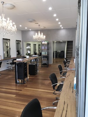 Halston The Salon photo 2