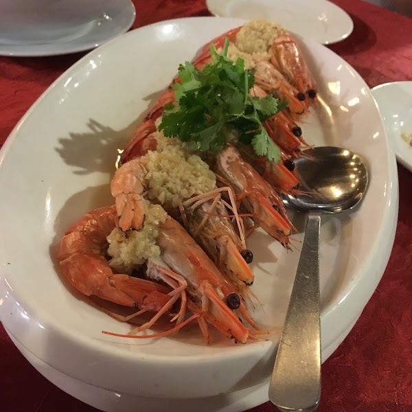 Alu-Alu Seafood - Photo 1