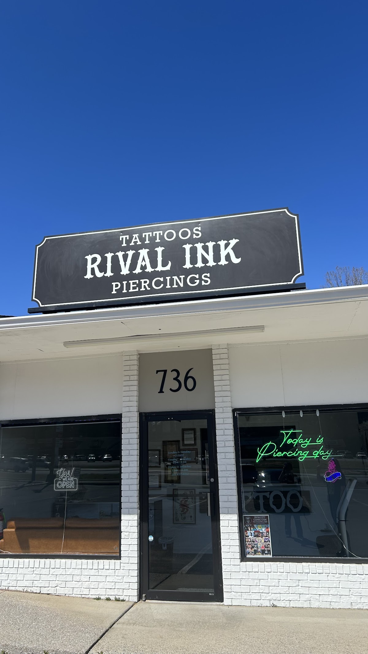 Rival Ink tattoo parlor in Tuscaloosa, AL